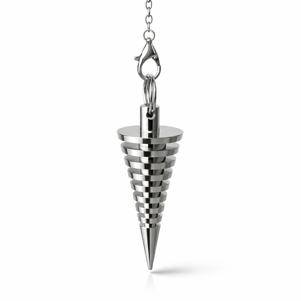 pendule cone gradin en métal argenté