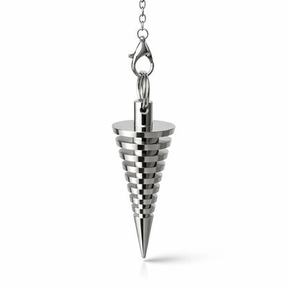 pendule cone gradin en métal argenté