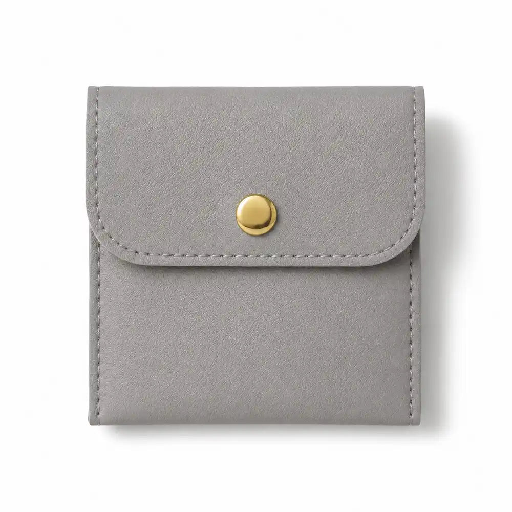 Pochette carré bouton pression en cuir PU. gris pour pendule